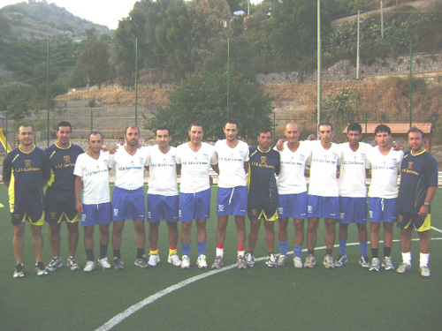 giocatori-e-staff-schierati