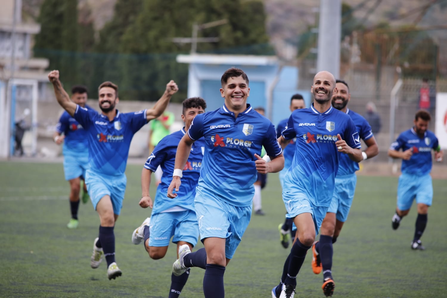 L'esultanza di Mario Castorina al gol dell'1-0