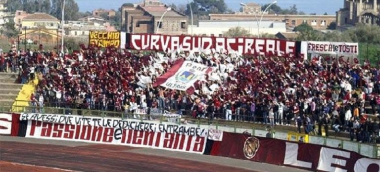 Acireale - tifosi