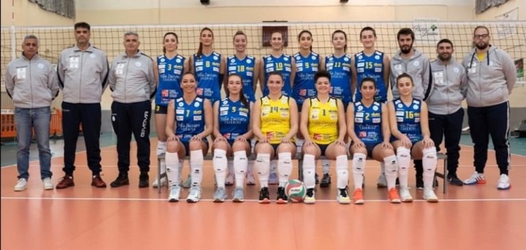 Amando Volley 12