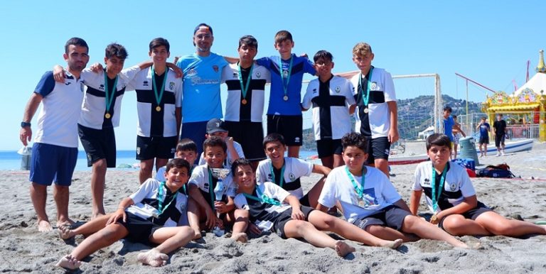 Summer Beach TAORMINA SOCCER SCHOOL prima classificata
