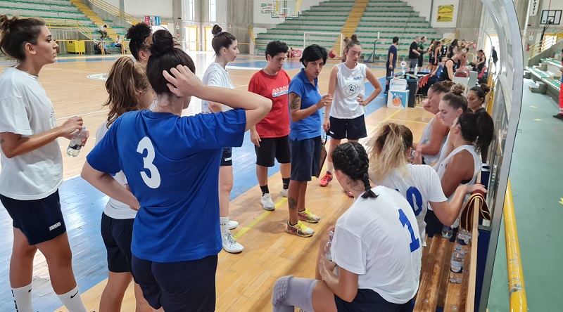 Alma Patti 21-22 Coach Mara Buzzanca