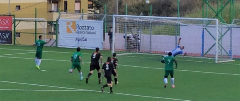 Gescal 21-22 contro Messana