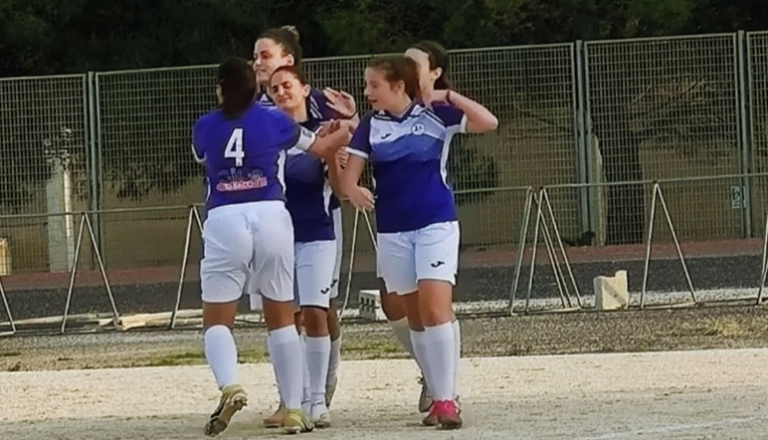 Junior Sport Lab WOMEN dopo il gol