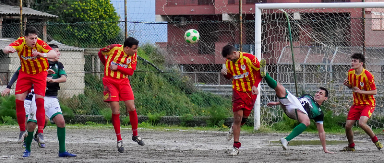 Casalvecchio 21-22 - contro il Real Sus