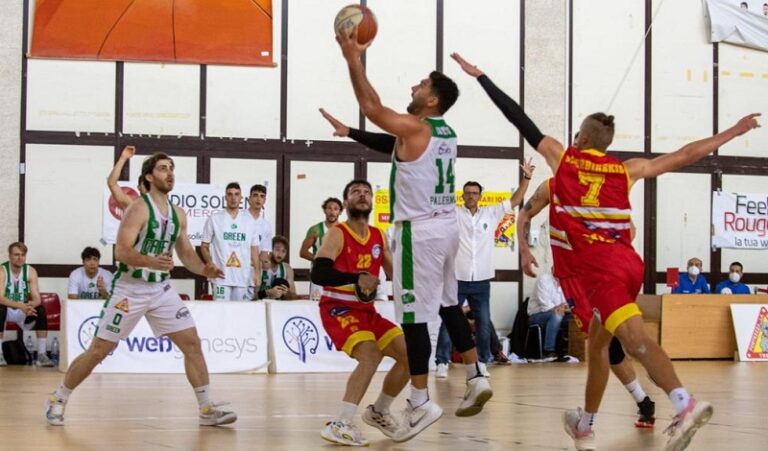 Basket School Messina 21-22 - Lombardo nel cuore della difesa messinese
