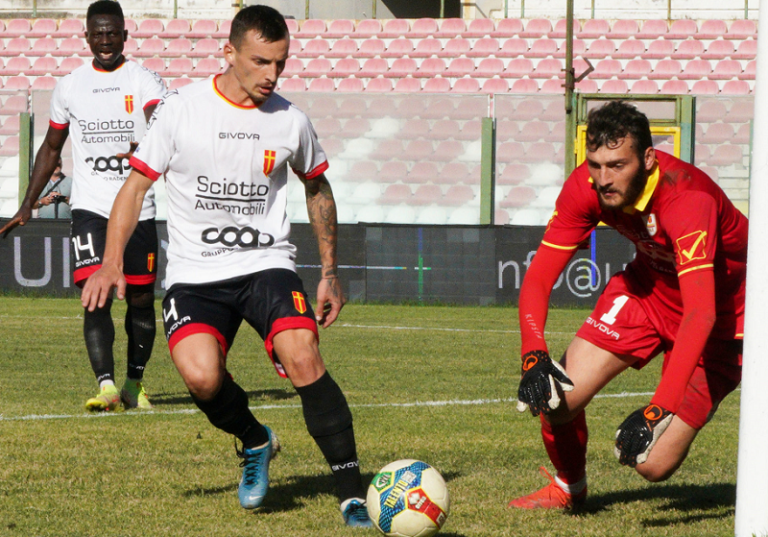 Acr Messina 22-23 contro Gelbison