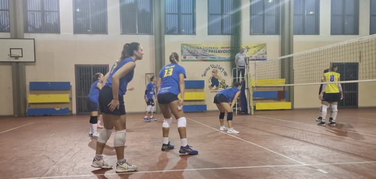 Amando Volley 22-23