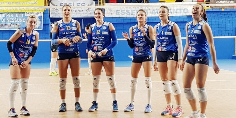Amando Volley 22-23