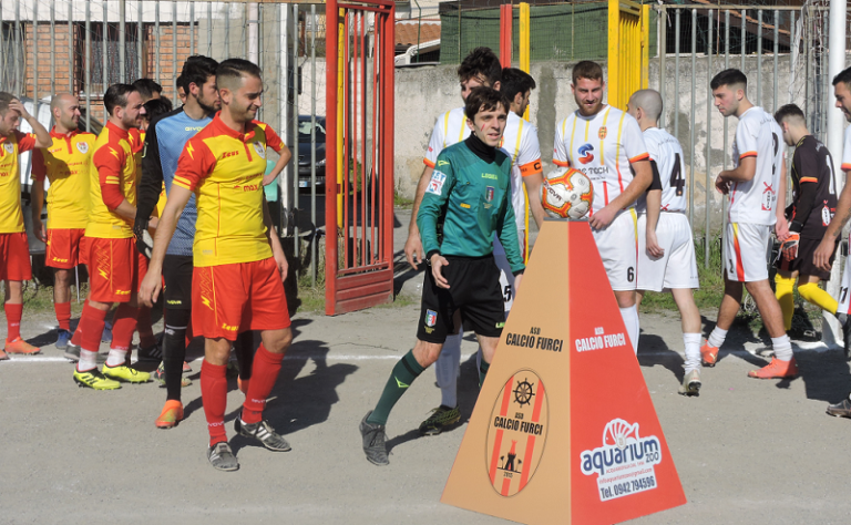 Calcio Furci 22-23 c ontro Casalvecchio 1