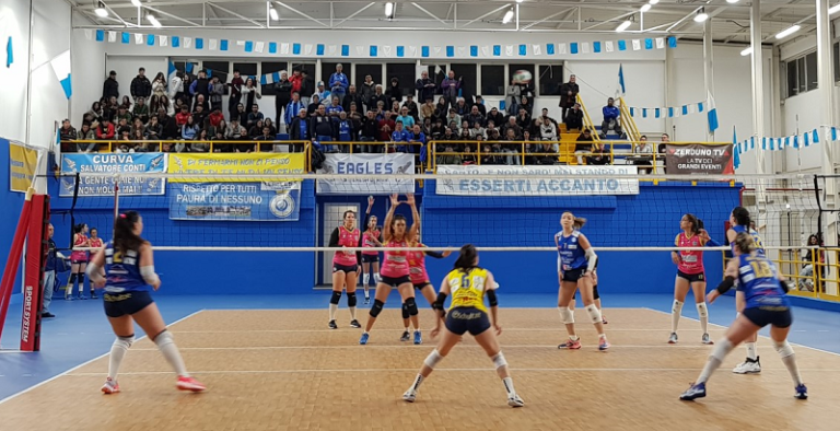 Amando Volley 22-23