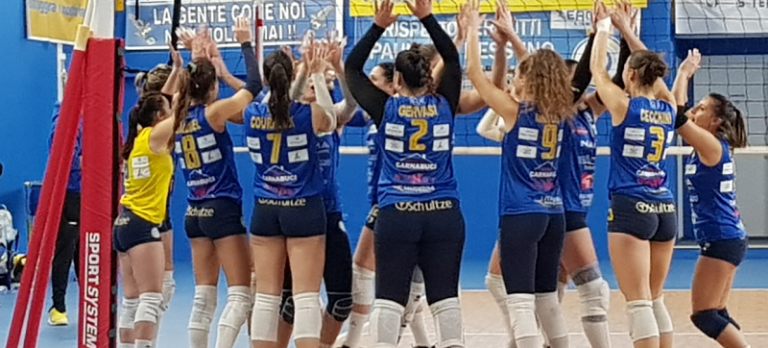 Amando Volley 22-23