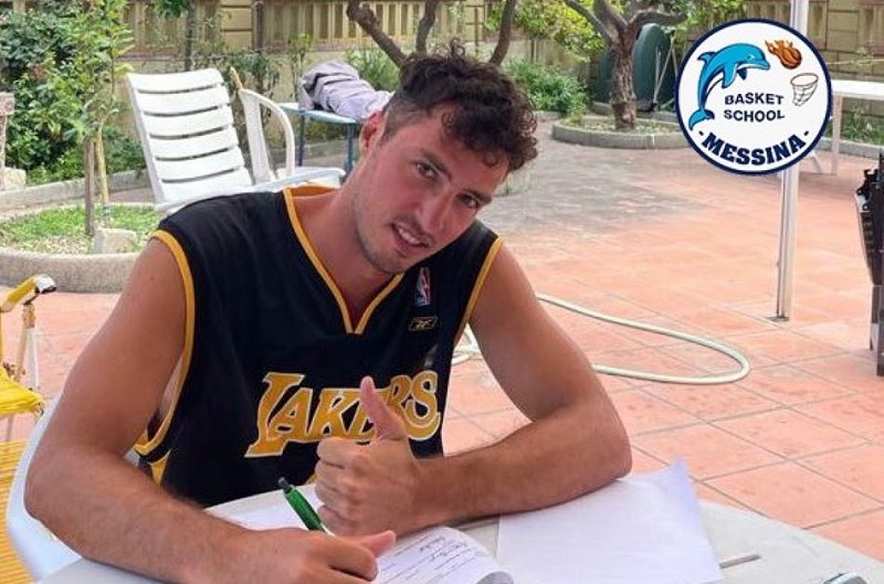 Giorgio Busco firma per la Basket School Messina