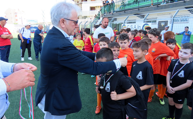 Csain Messina -Presidente celona