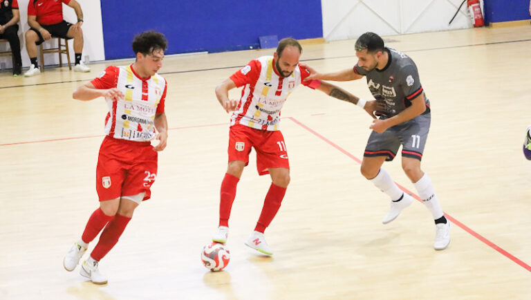 Messina Futsa 24-25 vas CITTA' DI ACRI_edited