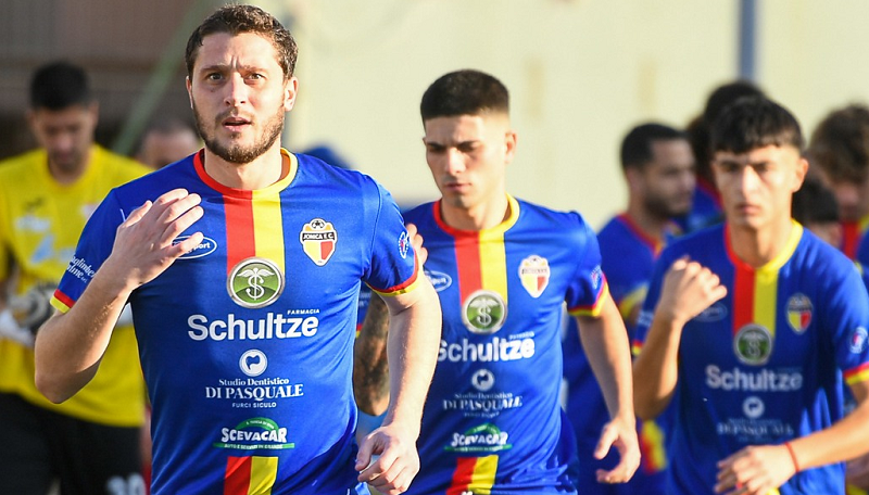 Jonica 24-25 - staris