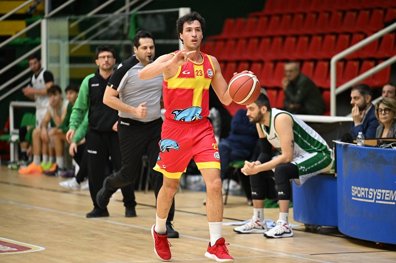 Scandone Avellino-Basket School Messina - Giorgio Busco in palleggio