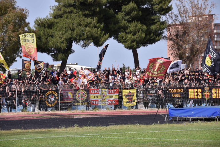 Messina 25-26 i tifosi a Ragusa