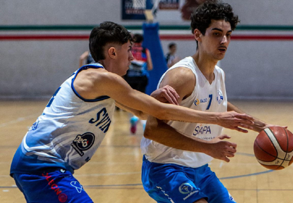Nova Basket - Daniele Gentile in azione